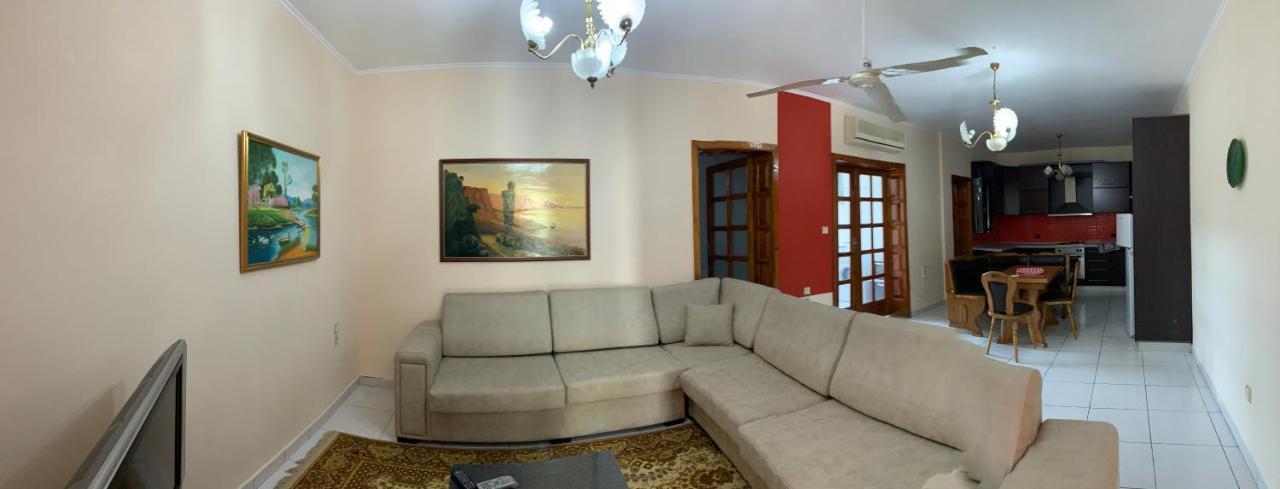 Shtepi Me Qera Fier Villa Exteriör bild